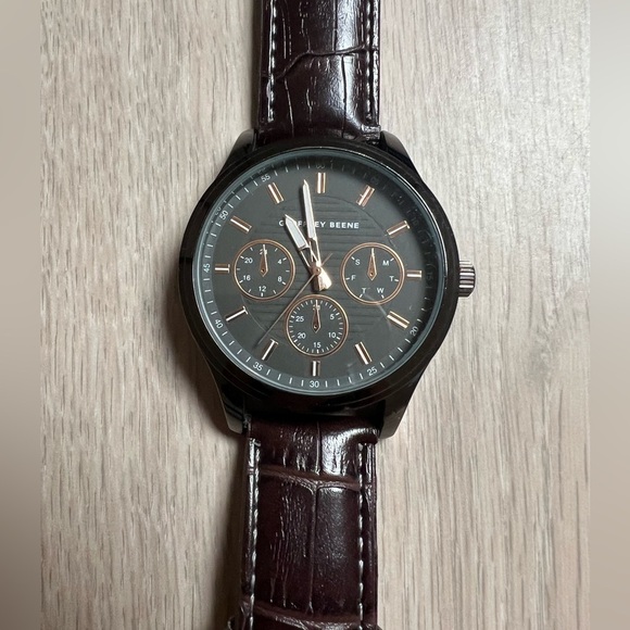 Geoffrey Beene GBS8130GU. Brown dress watch Working Watch Preowned Condition!! - Picture 1 of 9